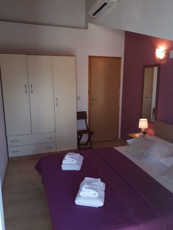 Apartment Mala Basina -maslina *